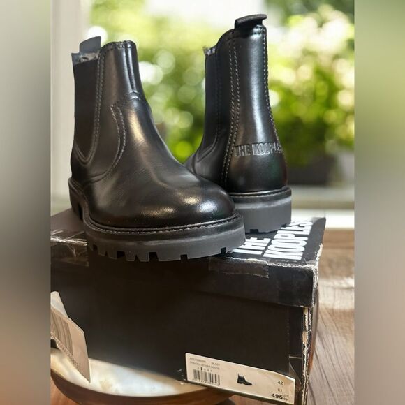 NEW The KOOPLES $495 SMOOTH LEATHER CHELSEA BOOTS Size EU 42 - Picture 6 of 16
